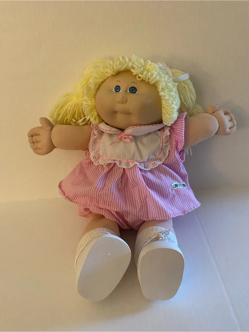 Vintage cabbage patch doll with box